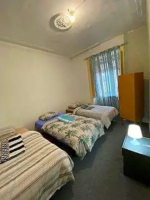 Bangla Hostel *